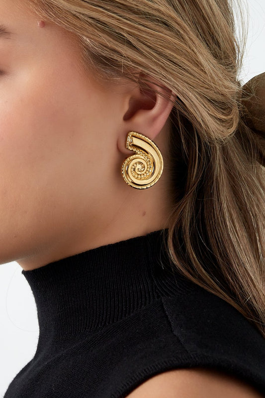 swirl & shine gouden oorbellen