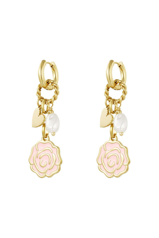 Rosé Bloom charm oorbellen met hart en parel